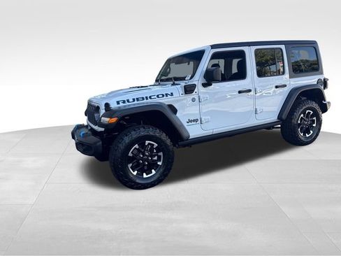 Used 2025 Jeep Wrangler Unlimited Rubicon 4xe w/ Safety Group AWD/4WD image 1