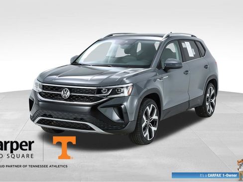 Used 2023 Volkswagen Taos SEL AWD/4WD image 1