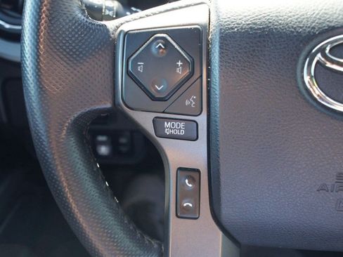 Used 2017 Toyota Tacoma TRD Pro AWD/4WD image 10