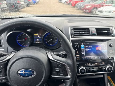 Used 2018 Subaru Outback 2.5i Premium AWD/4WD image 19