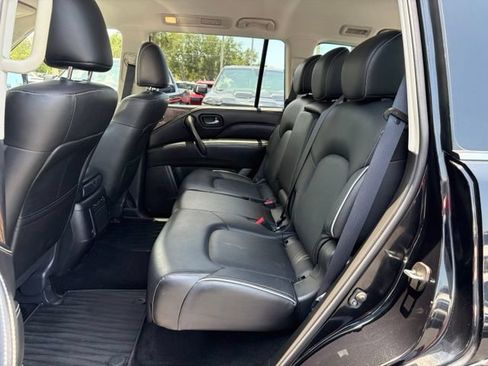 Used 2023 INFINITI QX80 Premium Select w/ All-Season Package AWD/4WD image 15