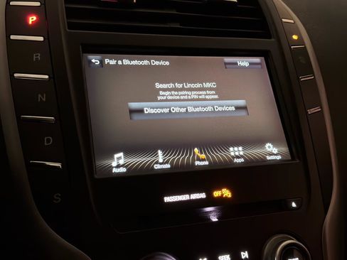 Used 2017 Lincoln MKC Premiere FWD image 34