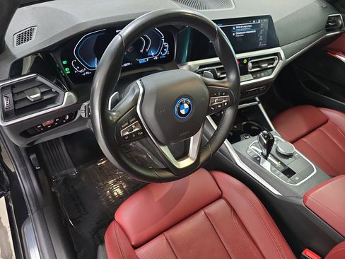 Used 2022 BMW 330e w/ Driving Assistance Package RWD image 19