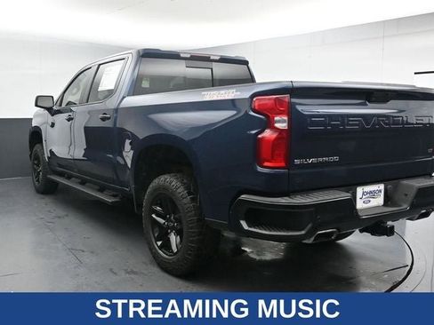 Used 2021 Chevrolet Silverado 1500 LT Trail Boss w/ Convenience Package II AWD/4WD image 8
