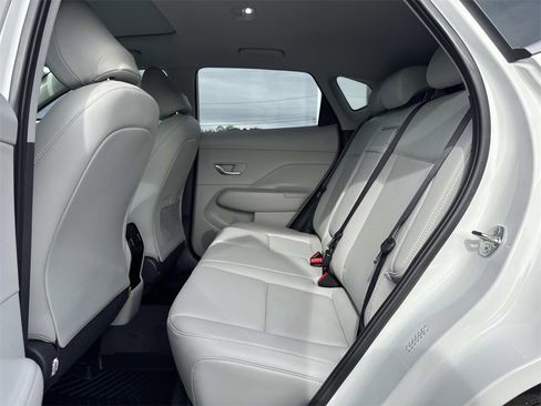 Used 2024 Hyundai Kona Limited image 25