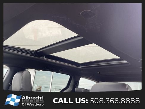 New 2026 Chrysler Pacifica Limited w/ S Appearance Package AWD/4WD image 25