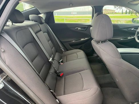 Used 2023 Chevrolet Malibu LT FWD image 30