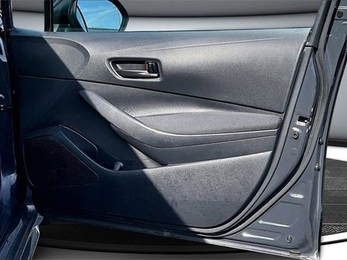 Used 2023 Toyota Corolla LE image 28