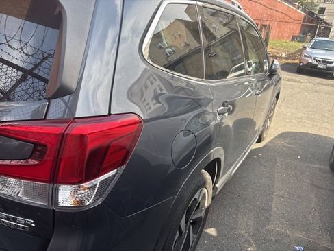 Used 2023 Subaru Forester Touring image 9