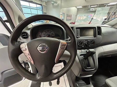 Used 2021 Nissan NV200 SV w/ Back Door Glass Package image 6