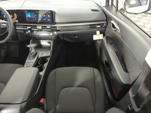 New 2026 Kia Sportage LX w/ LX Convenience Package image 16