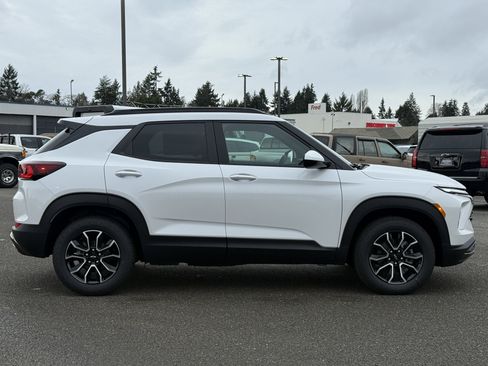 New 2026 Chevrolet TrailBlazer ACTIV w/ Convenience Package image 6