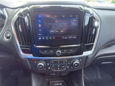 Used 2021 Chevrolet Traverse Premier w/ Redline Edition AWD/4WD image 24