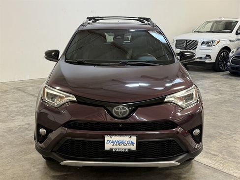 Used 2016 Toyota RAV4 SE w/ Advanced Technology Package AWD/4WD image 10
