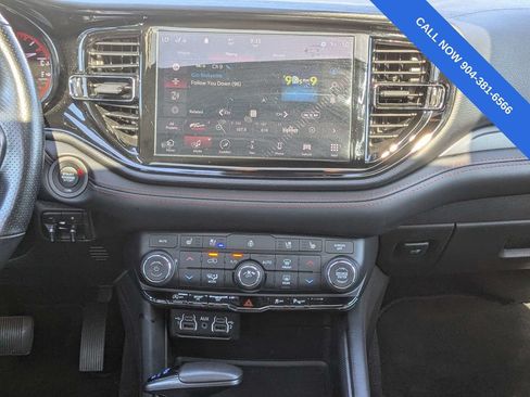 Used 2024 Dodge Durango GT AWD/4WD image 18