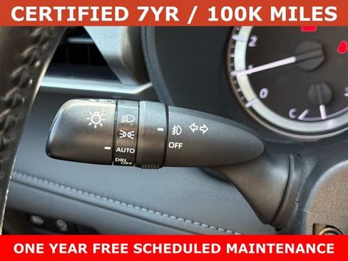 Used 2023 Toyota Highlander LE FWD image 26