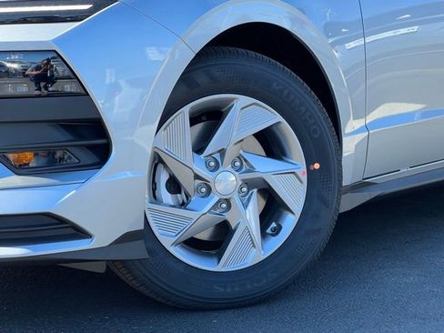 New 2026 Hyundai Sonata SE FWD image 2