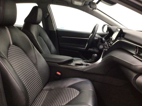 Used 2024 Toyota Camry SE image 27