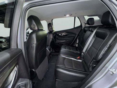 Used 2024 GMC Terrain SLT AWD/4WD image 21