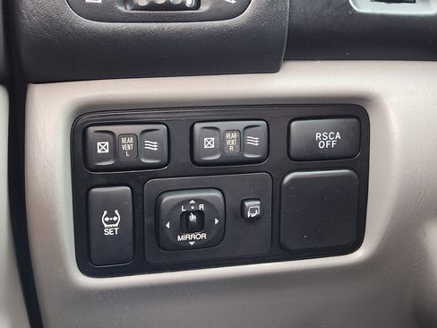 Used 2006 Lexus LX 470 4WD image 27