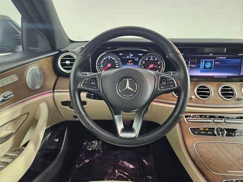 Used 2018 Mercedes-Benz E 300 w/ Premium 1 Package image 23