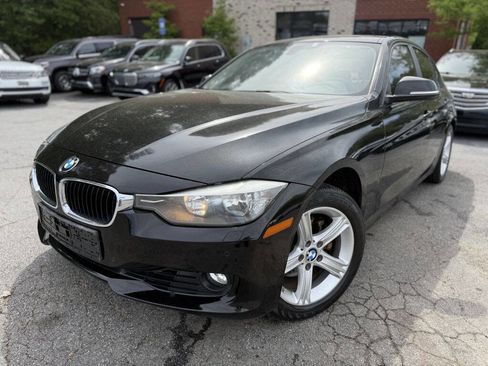 Used 2013 BMW 328i xDrive Sedan AWD/4WD image 3