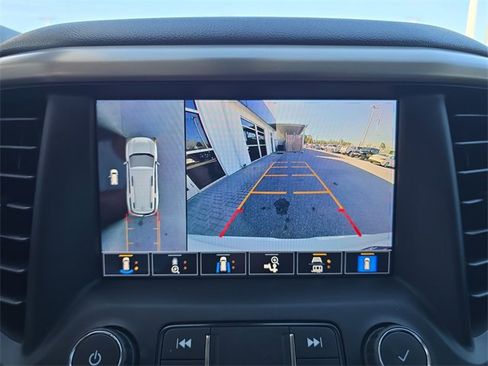 Certified 2021 GMC Acadia Denali w/ Denali Technology Package image 22