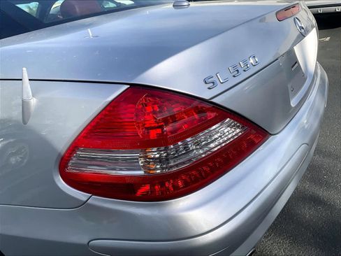 Used 2008 Mercedes-Benz SL 550 image 28