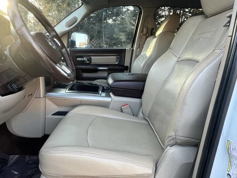 Used 2015 RAM 3500 Laramie image 23