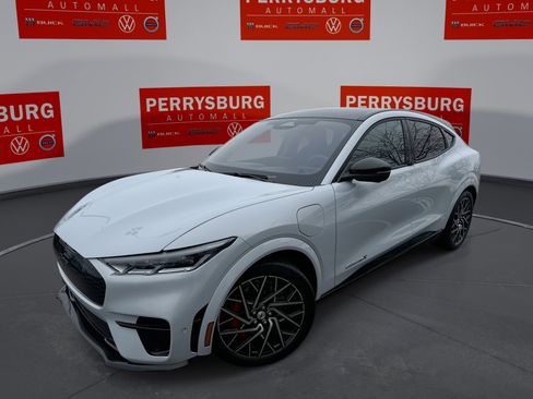 Used 2023 Ford Mustang Mach-E GT image 1