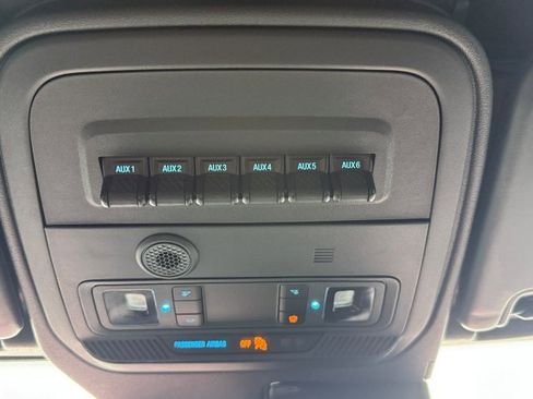 Used 2023 Ford Bronco Badlands w/ Sasquatch Package image 25