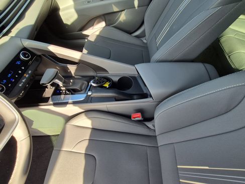New 2026 Hyundai Elantra Sport w/ Cargo Package FWD image 17