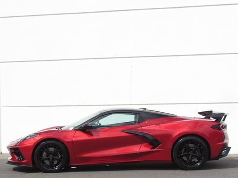 Used 2023 Chevrolet Corvette Stingray Premium Conv w/ Z51 Performance Package RWD image 4