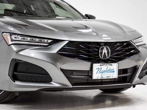 Used 2025 Acura TLX w/ Technology Package image 5