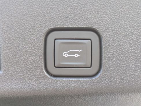 Used 2026 Buick Enclave Sport Touring AWD/4WD image 13