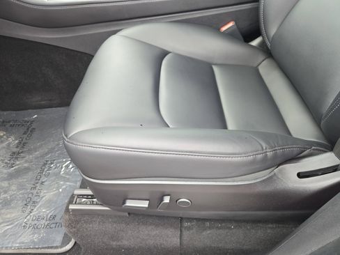 Used 2021 Tesla Model Y Performance AWD/4WD image 18