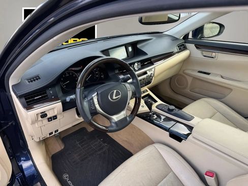 Used 2013 Lexus ES 350 w/ Luxury Pkg FWD image 11
