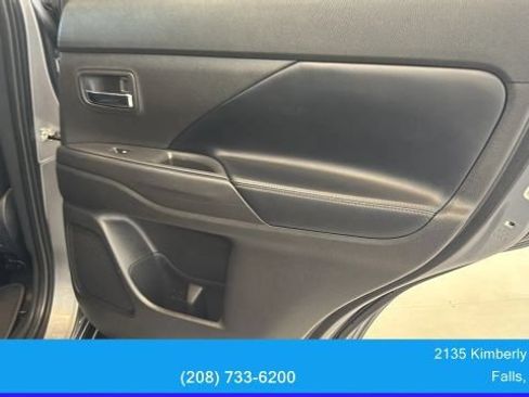 Used 2020 Mitsubishi Outlander SEL AWD/4WD image 38