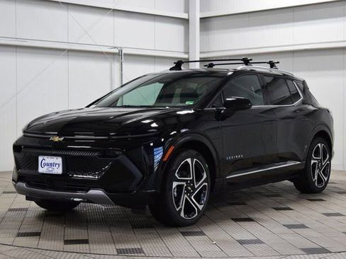 New 2026 Chevrolet Equinox EV LT w/ Convenience Package II FWD image 3