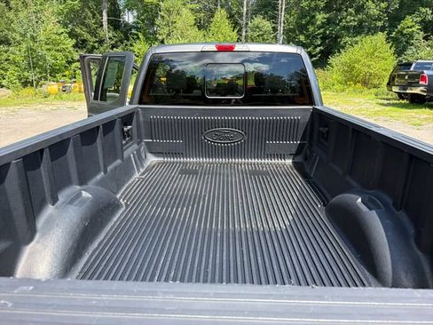 Used 2017 Ford F150 XLT w/ Equipment Group 302A Luxury AWD/4WD image 24