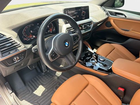 Used 2025 BMW X4 xDrive30i w/ M Sport Package AWD/4WD image 17