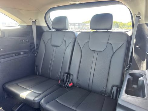 Used 2023 Kia Sorento S AWD/4WD image 11