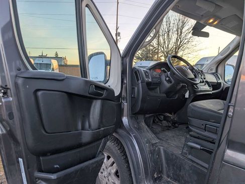 Used 2019 RAM ProMaster 2500 image 20