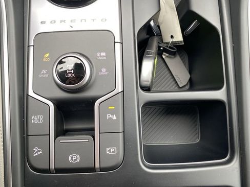 New 2025 Kia Sorento EX image 26