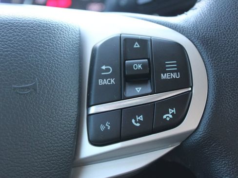 Used 2023 Ford Explorer XLT w/ Equipment Group 202A AWD/4WD image 36