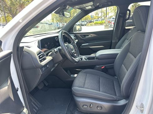 Used 2024 Chevrolet Traverse LT w/ LPO, Floor Liner Package FWD image 16