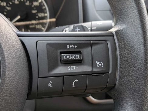 Used 2021 Nissan Rogue S FWD image 22
