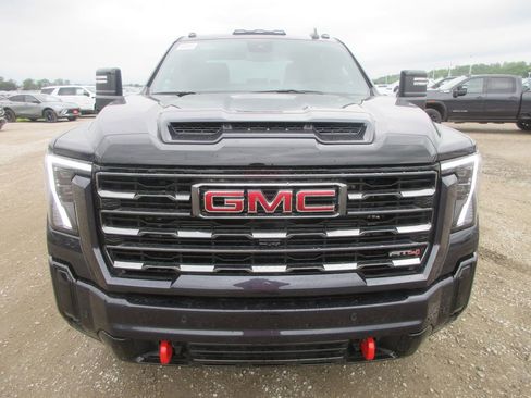 New 2026 GMC Sierra 2500 AT4 AWD/4WD image 12