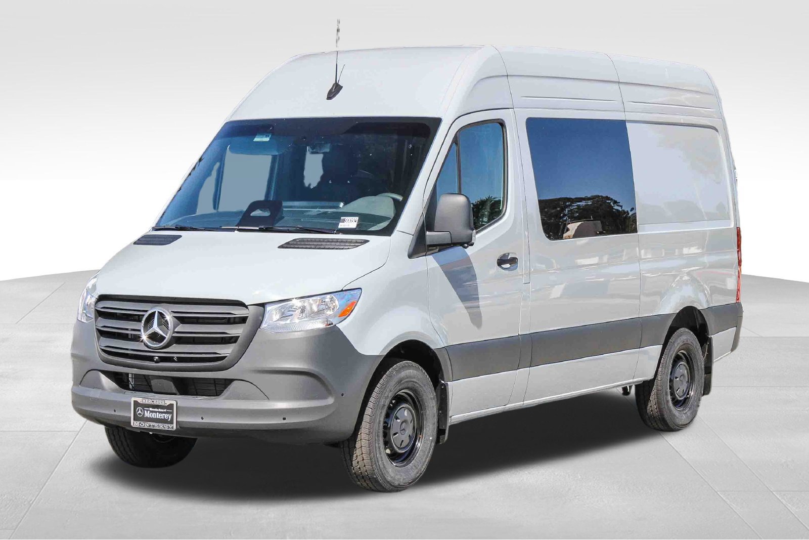 New 2026 Mercedes-Benz Sprinter 2500 image 3