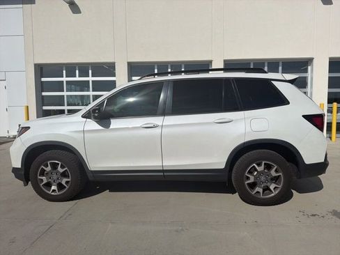 Used 2022 Honda Passport TrailSport image 6